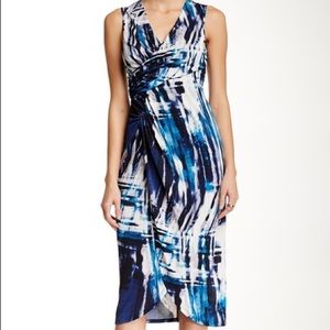 Adrianna Pappell Sleeveless V-Neck Ruched Dress M